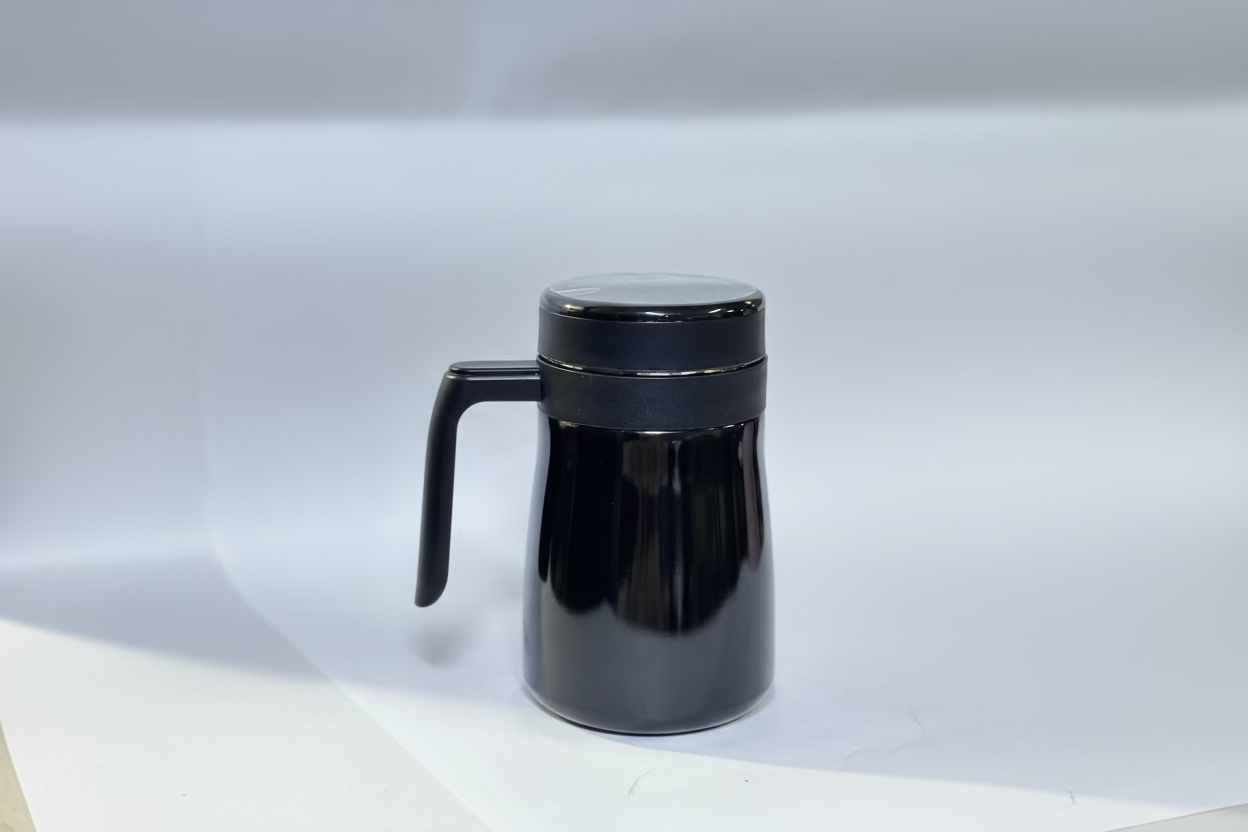 Mug Inteligente con Pantalla LED (550ml) - Con Filtro de Té & Temperatura Real
