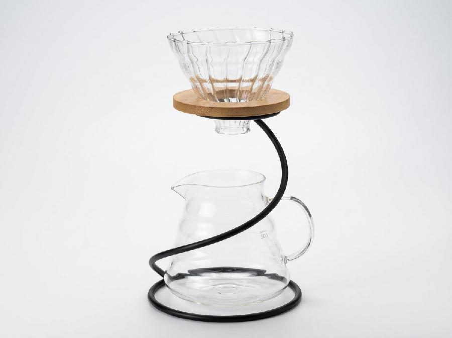 Soporte Curvo Minimalista – Elegancia en cada Gota